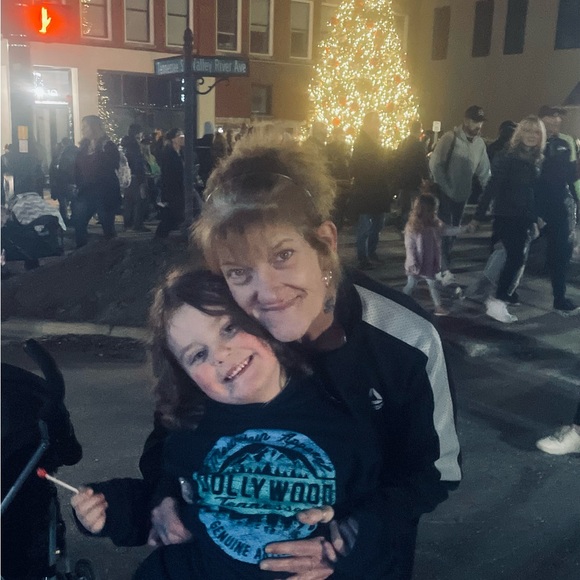 Meet your Posher, Trish - Picture 7 of 7